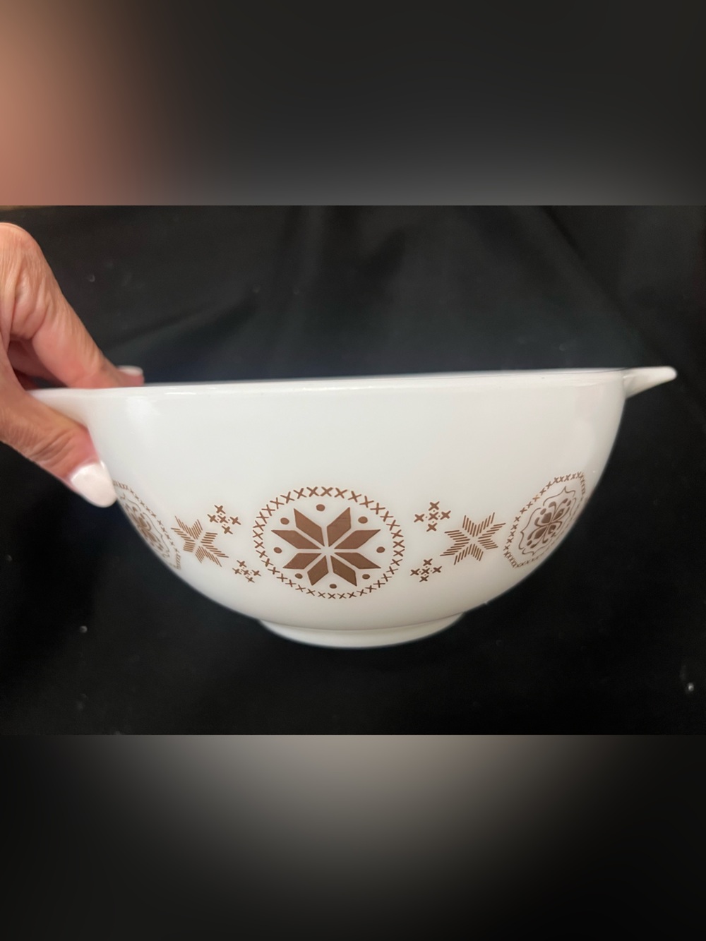Pyrex Cinderella White Mixing Bowl with Brown Snowflake Motif Town and Country